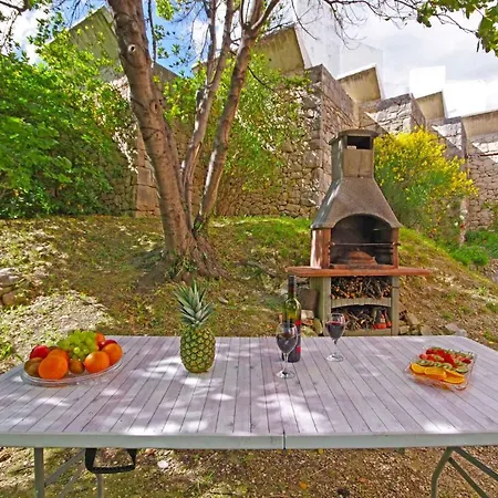 Apartamento In 6683 Makarska